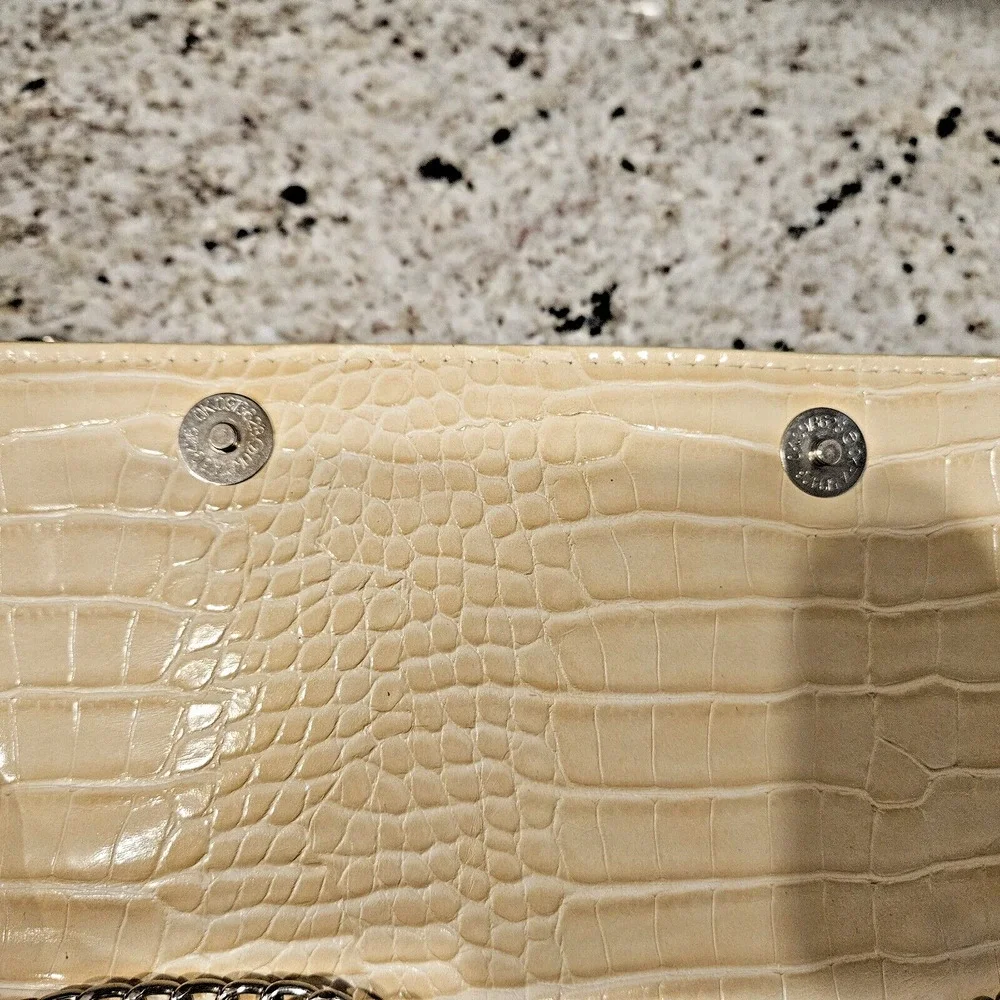 Akira‎ Beige Faux Crocodile Leather Bag with Chain Strap - Sexy, Contemporary